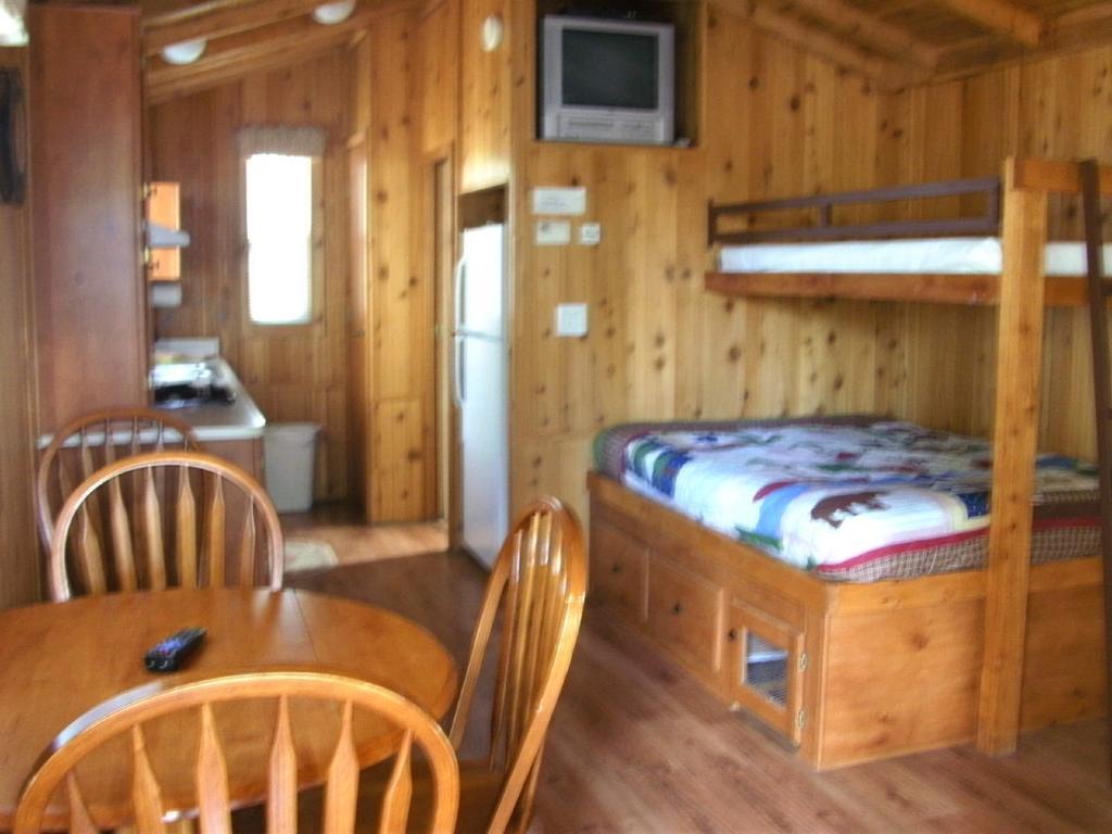 Bend-Sunriver Camping Resort Studio Cabin 6 Εξωτερικό φωτογραφία