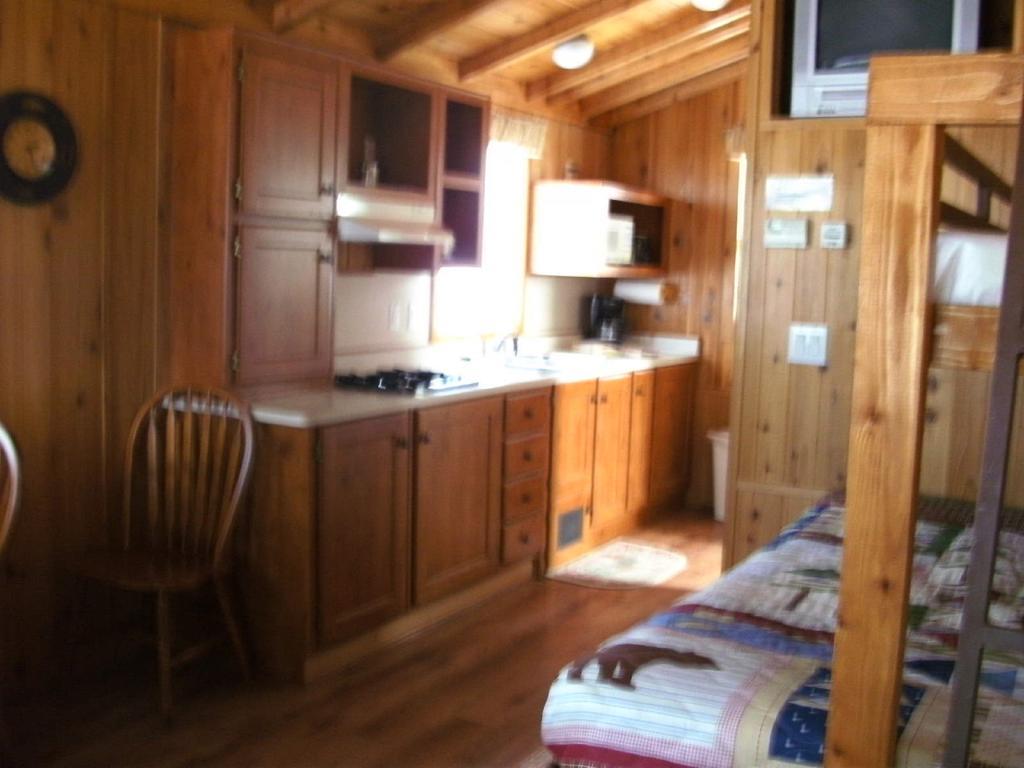 Bend-Sunriver Camping Resort Studio Cabin 6 Εξωτερικό φωτογραφία