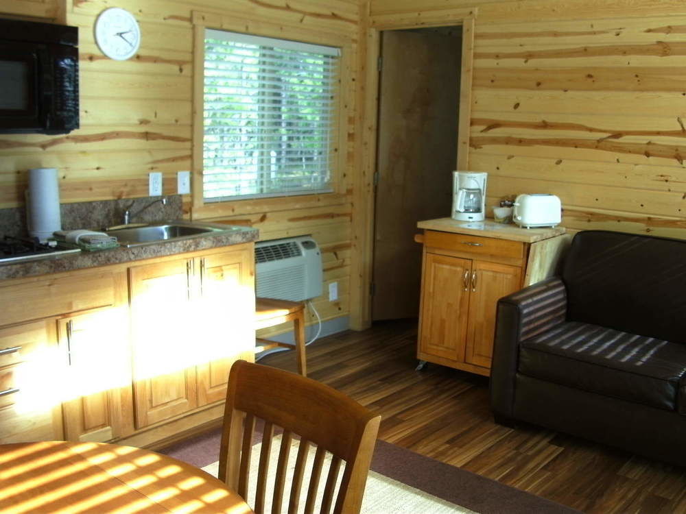 Bend-Sunriver Camping Resort Studio Cabin 6 Εξωτερικό φωτογραφία